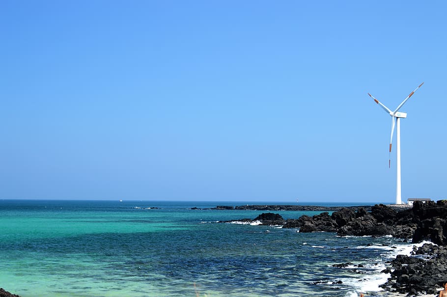 sea, wind power generator, beach, water, blue, sky, wind turbine HD wallpaper
