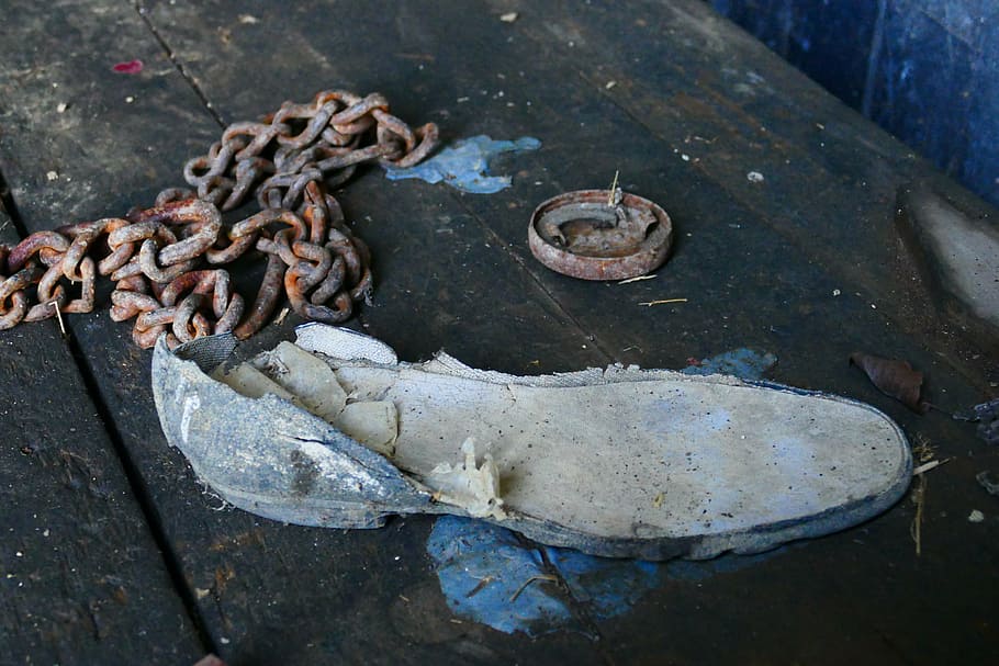 sole, shoe, old, destroyed, chain, iron chain, food, high angle view HD wallpaper
