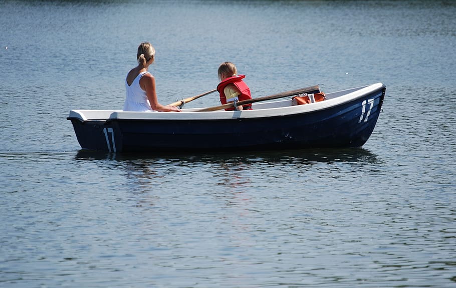 woman and girl riding boat on body of water, rowing, rowing boat HD wallpaper