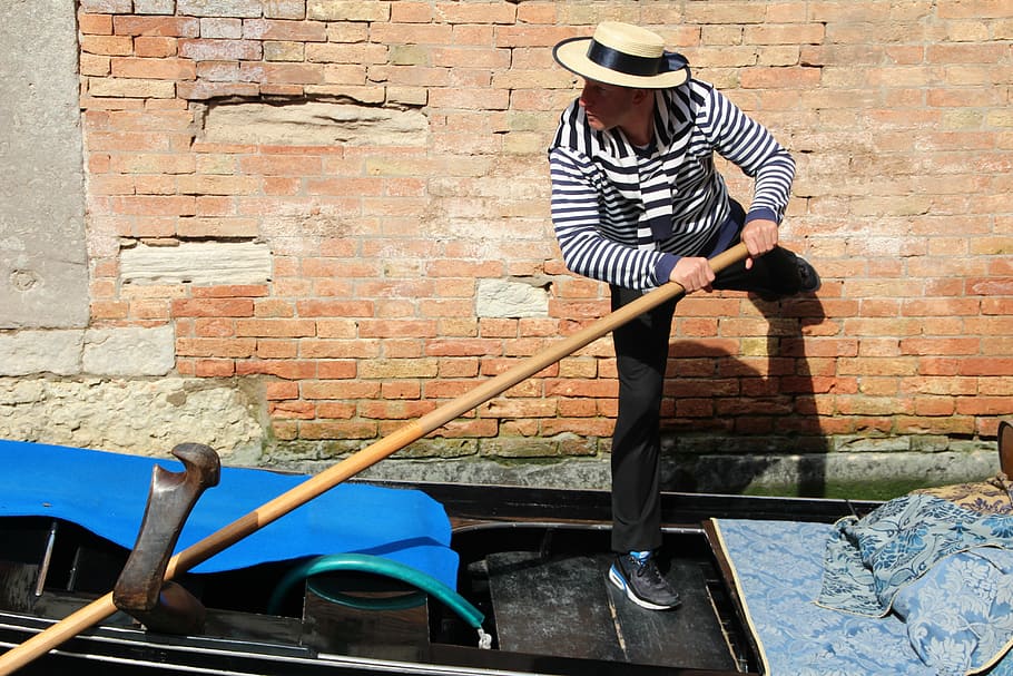 staff, gondolier, venice, wassertrasse, romantic, venezia, boats HD wallpaper