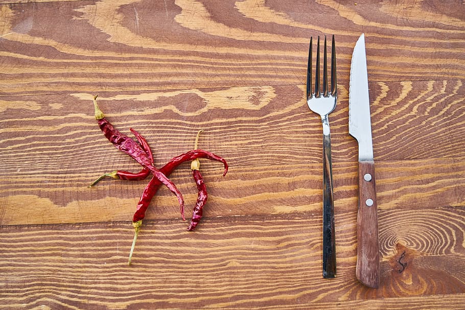 red, pepper, pain, table, fork, knife, background, wood, detail HD wallpaper