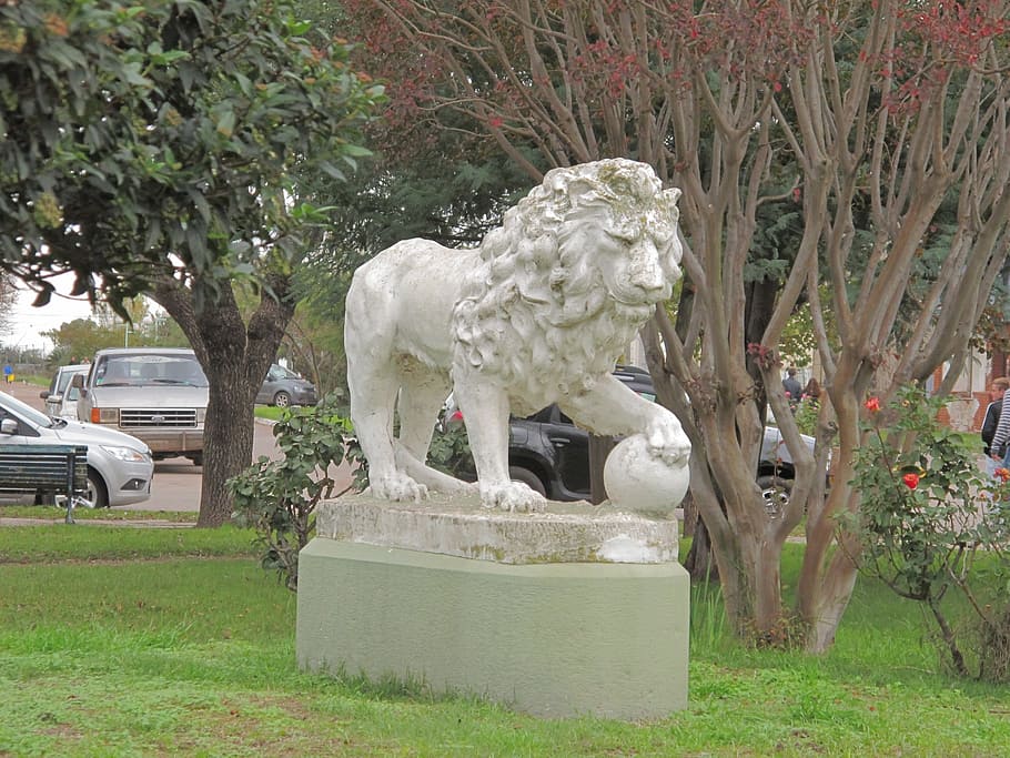 leon, statue, sculpture, plant, art and craft, representation HD wallpaper