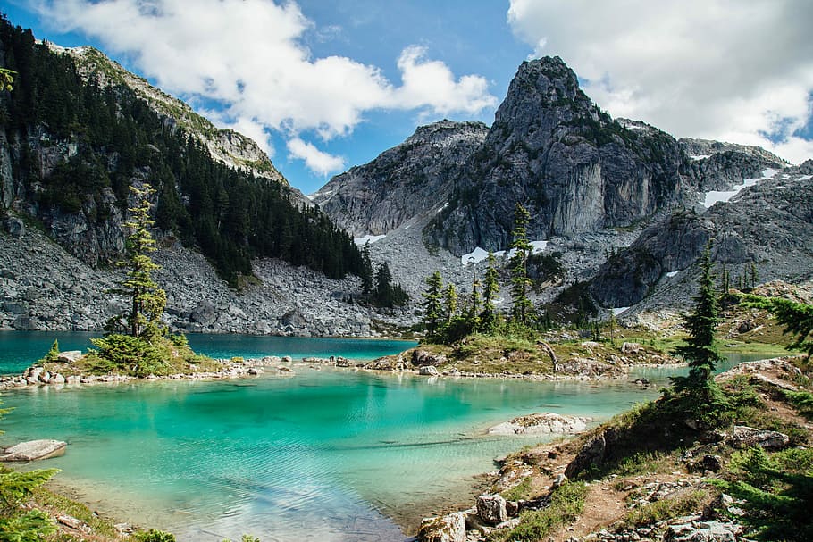 body of water and mountain, body of water mountain, cliff, rock HD wallpaper