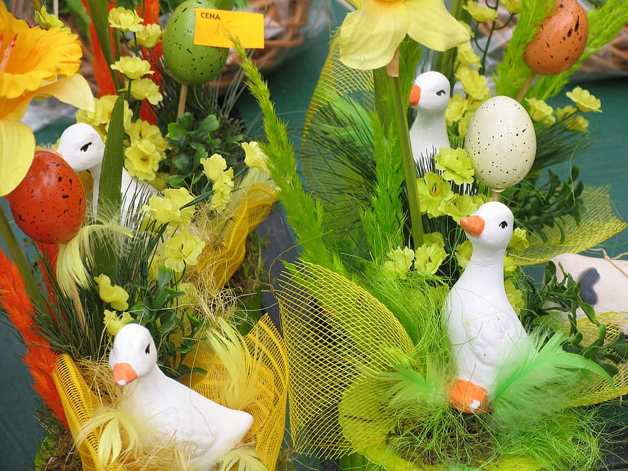 easter, egg, chicks, easter egg, easter theme, decoration, representation HD wallpaper