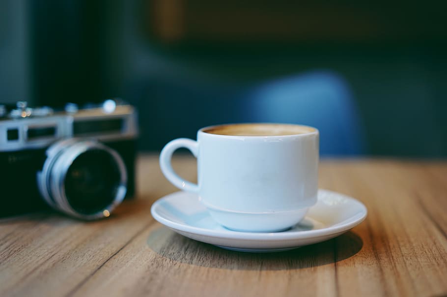 camera, photography, table, blur, cup, saucer, coffee, drink HD wallpaper