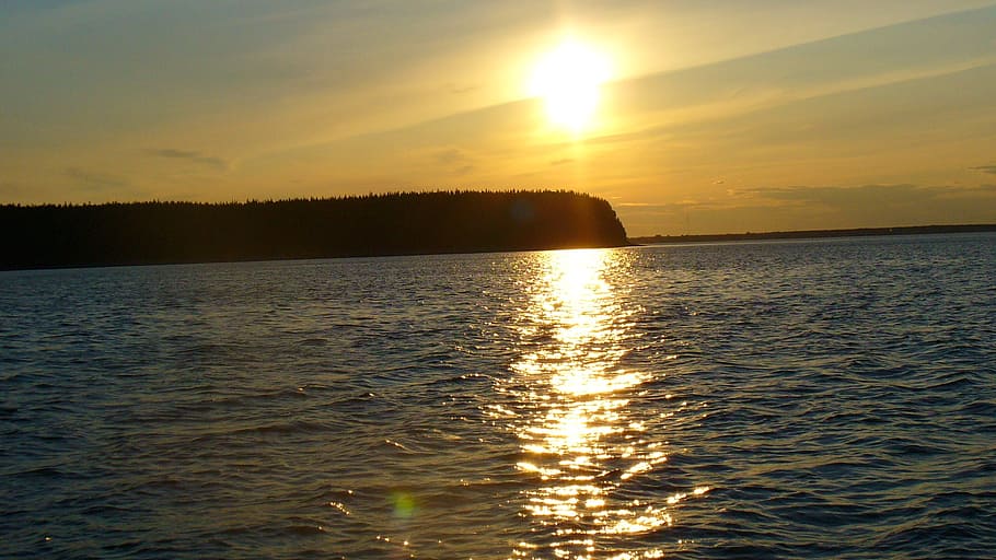 sunset, sea, ocean, twilight, horizon, boats, sunset over sea HD wallpaper