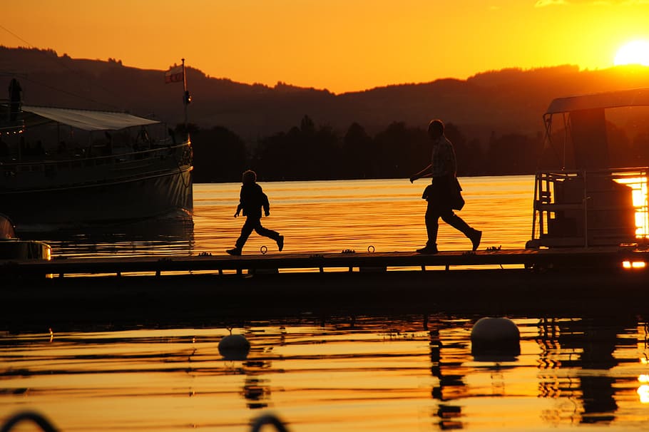 web, father and son, sunset, idyll, lake, ship, movement, silent HD wallpaper