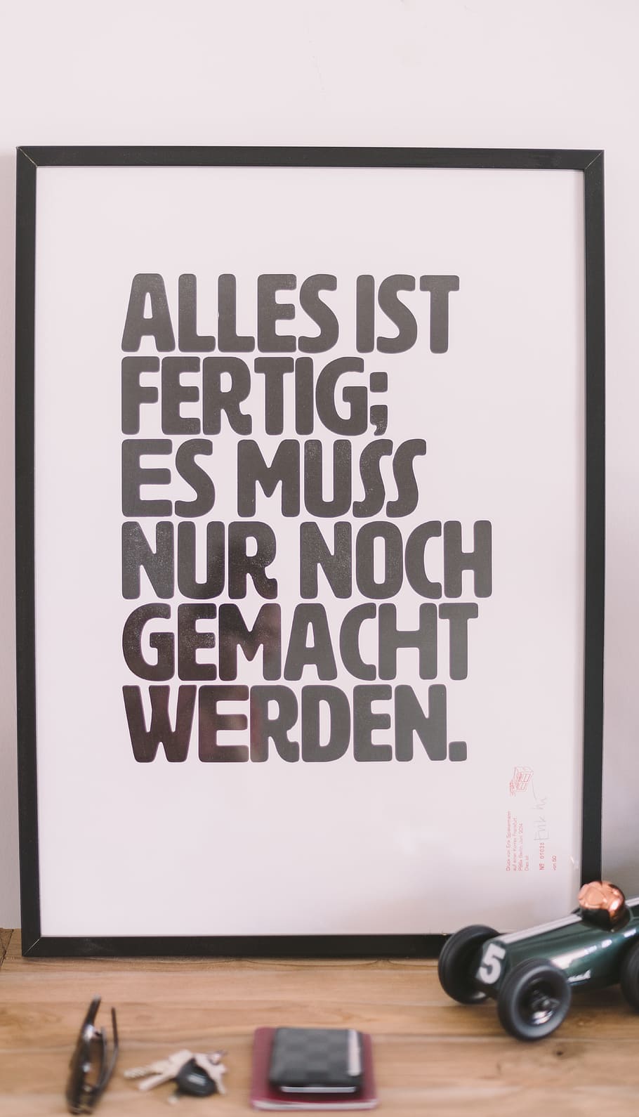 alles ist fertig; signage with frame, frames, border, white HD wallpaper