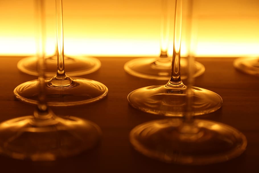 six clear wine glass holder, glasses, restaurant, drink, liquid HD wallpaper