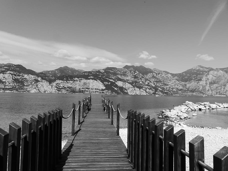 web, lake, jetty, boardwalk, waters, garda, mountain, sky, railing HD wallpaper