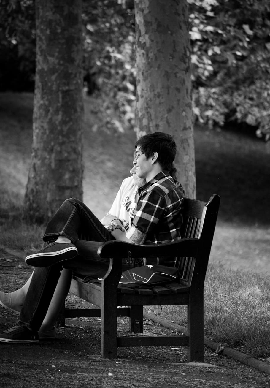 grayscale photo of boy sitting on bench, Couple, Love, Man HD wallpaper