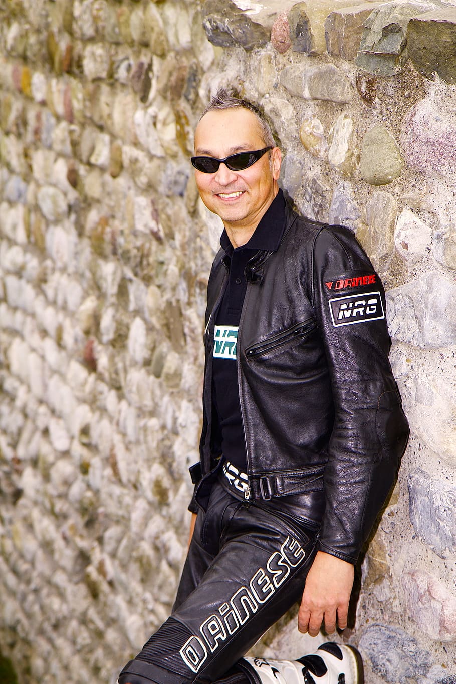 human, portrait, leather jacket, leather clothing, one person HD wallpaper