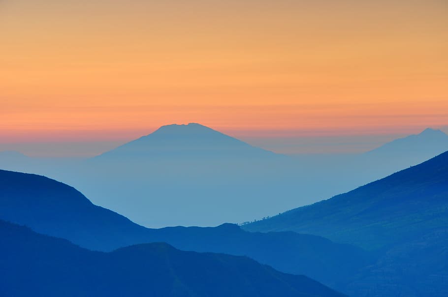 silhouette of mountain during golden hour, landscape, mountains HD wallpaper