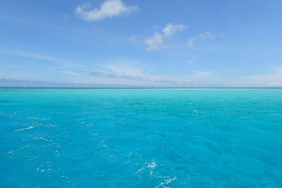 sea water under cloudy sky during daytime, blue, nature, summer HD wallpaper