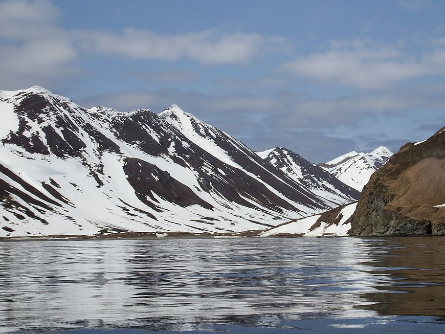 Bay, Ocean, Beach, Rocks, Spring, Snow, reflection, seascape HD wallpaper