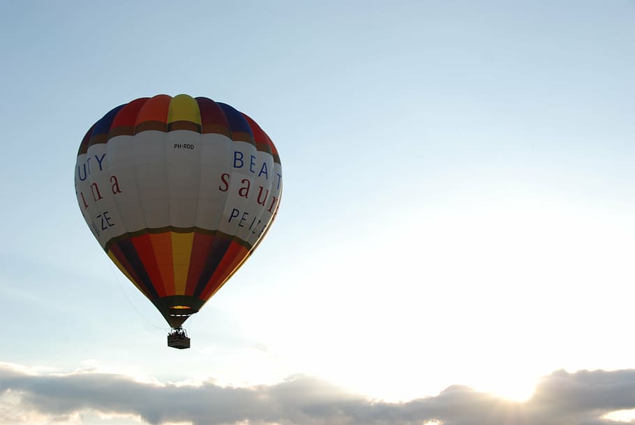 balloon, hot air balloon, fly, float, clouds, sky, air vehicle HD wallpaper