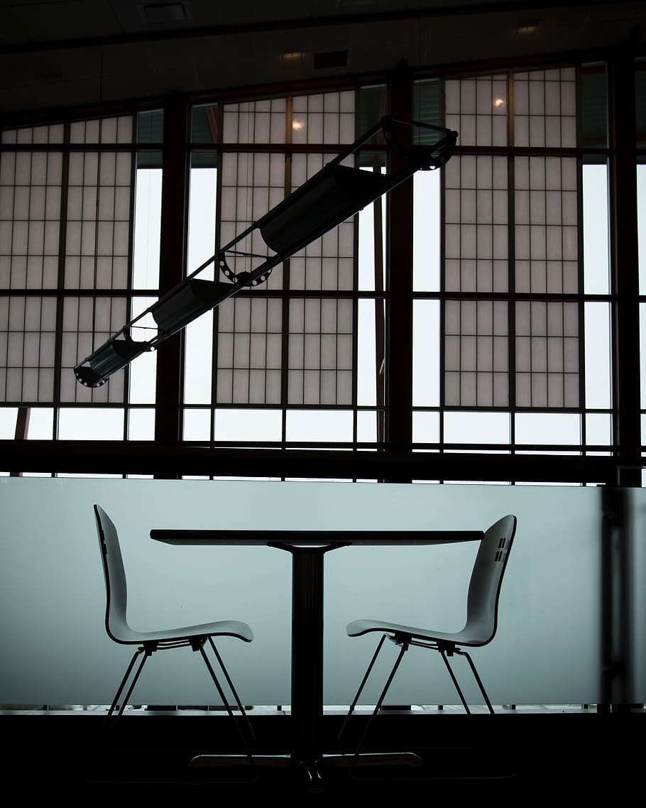 table, chairs, inside, indoor, building, office, window, no people HD wallpaper