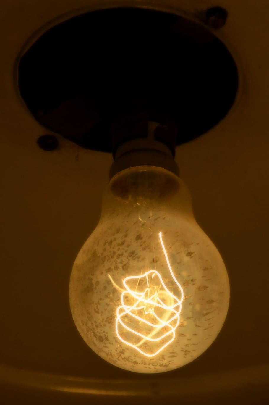 light bulb, edison, lamp, nostalgia, disappearing, glass, electricity HD wallpaper