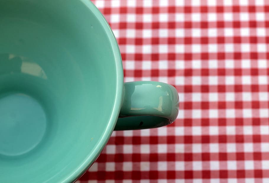 closeup photo of empty teacup, green ceramic cup on red and white textile HD wallpaper