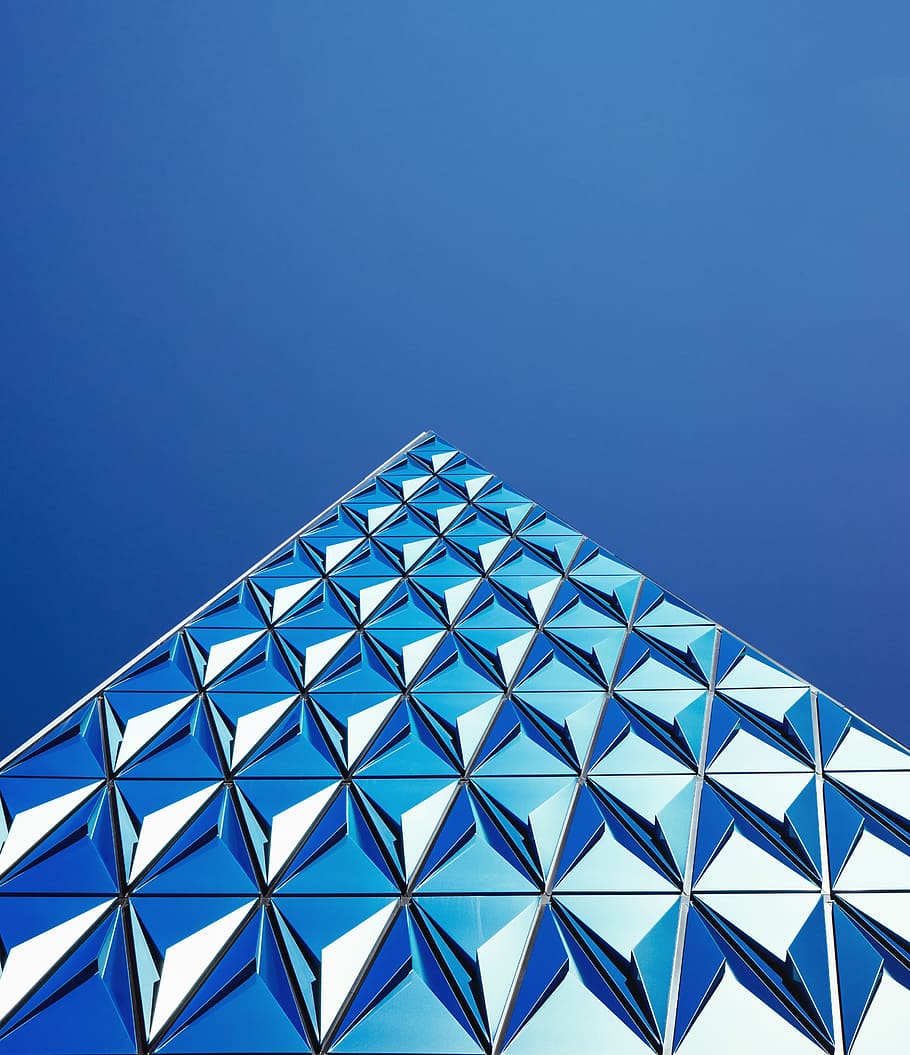 Louvre Pyramid Paris, France, worm's eye view of glass pyramid building during daytime HD wallpaper
