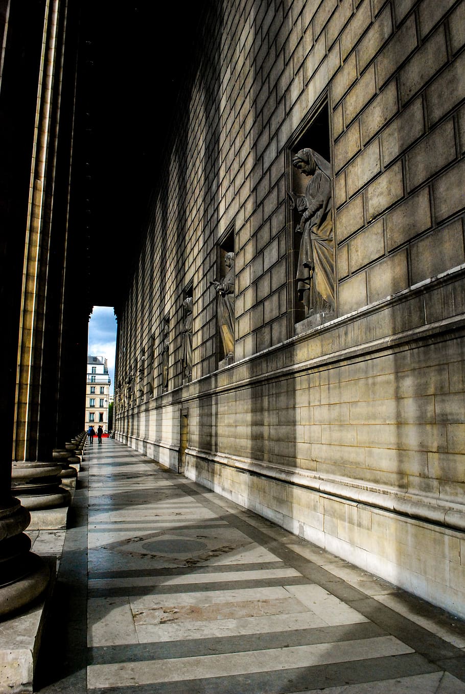 shadows, hallway, corridor, pillars, marble, architecture, building HD wallpaper