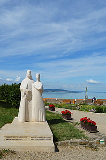 lake balaton, tihany, statue, clouds, sky, blue, summer, hungary HD wallpaper