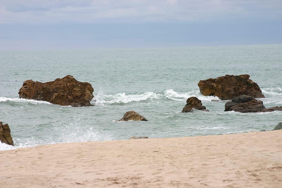 Beach, Bidart, Sea, rock - object, rock formation, nature, beauty in nature HD wallpaper