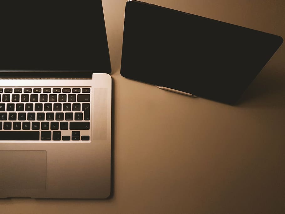 apple devices, computer, contemporary, dark, desk, display HD wallpaper