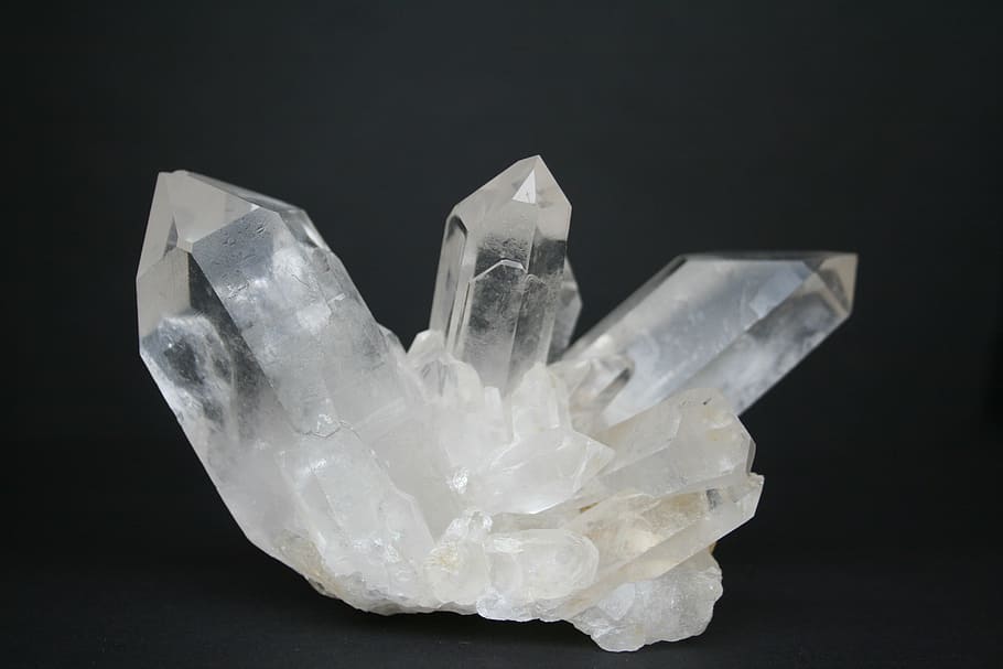 crystal shard, rock crystal, mineral, transparent, gem, healing stone, HD wallpaper