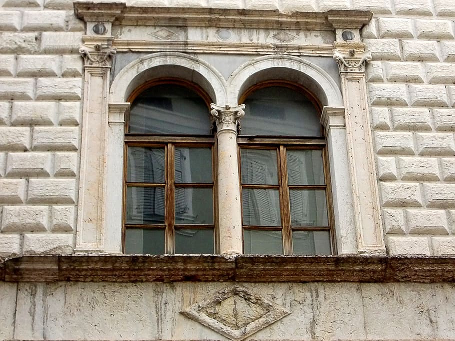 window, old, old window, facade, historically, weathered, wood HD wallpaper