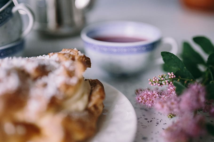 Coffee, Tee, and Cream Puffs, tea, cup, cake, sweet, cup of tea HD wallpaper
