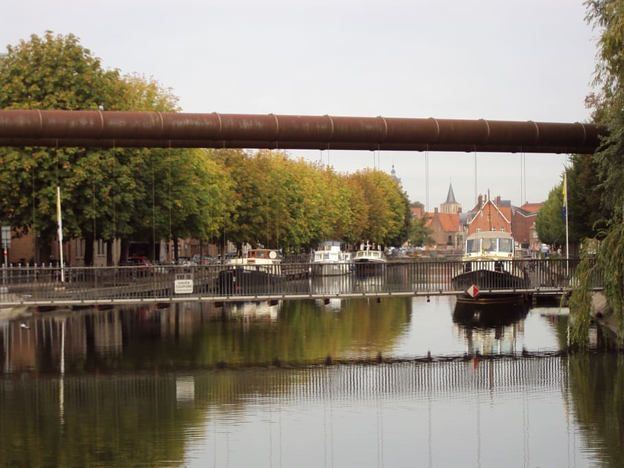 bridge, town, boat, water, tree, architecture, plant, reflection HD wallpaper