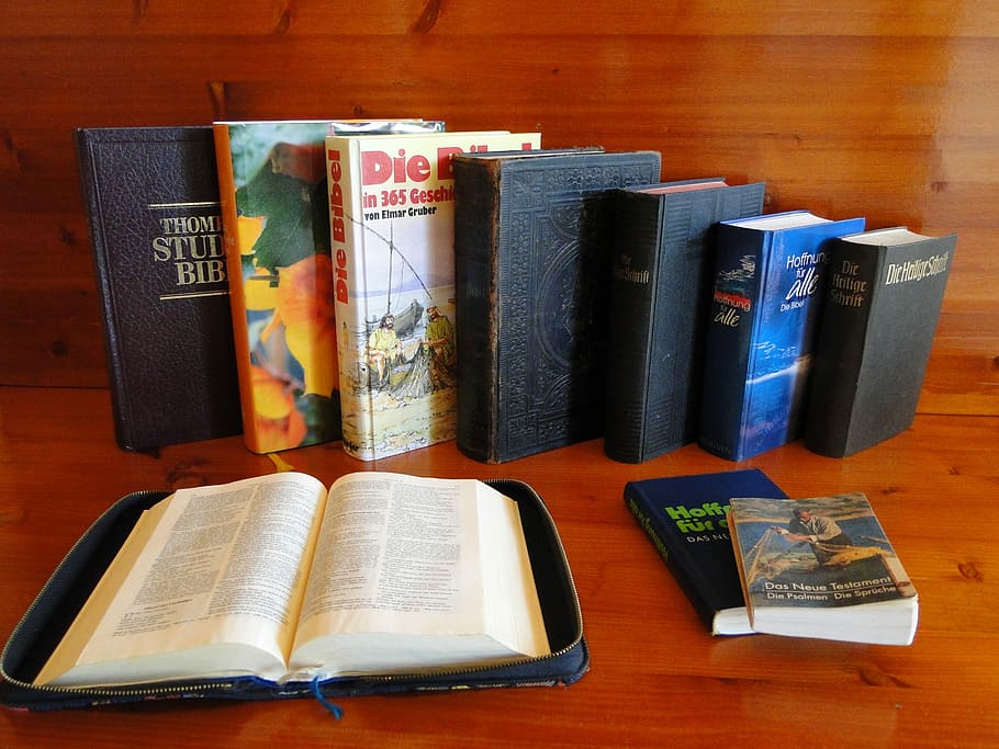 bible holy book of christianity