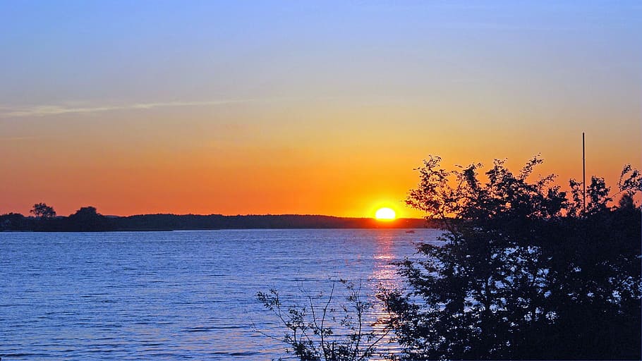 sunset, dawn, waters, nature, dusk, evening, light, sky, beauty in nature HD wallpaper