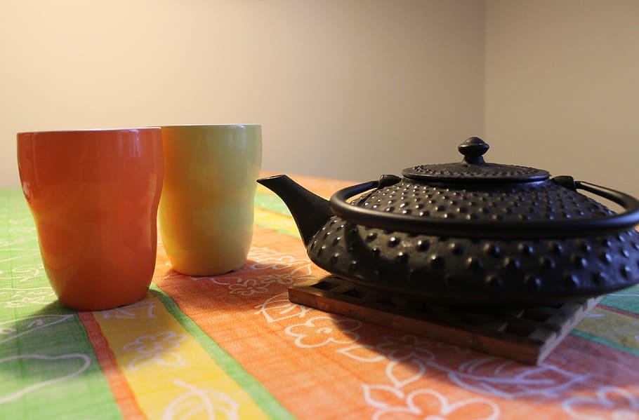 black teapot beside two mugs, Cast Iron, Drink, beverage, hot