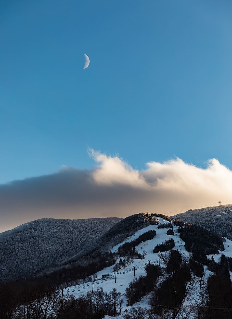 snow and plant covered mountain under crescent moon during daytime, moon over brown hill HD wallpaper