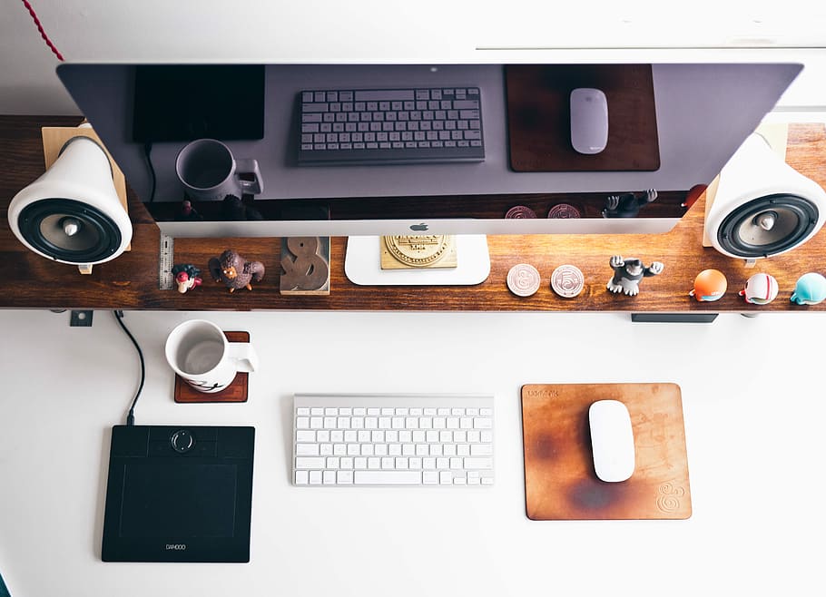 iMac Thunderbold, Apple wireless keyboard and magic mouse, desk, HD wallpaper