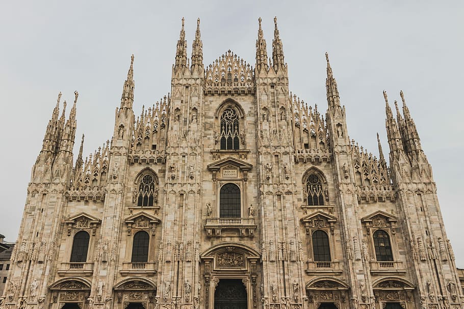 Milan Cathedral, Italy at daytime, beige cathedral, building