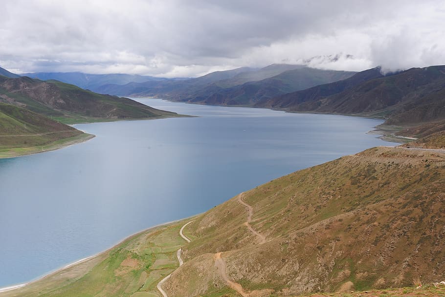 yamdrok tso, lagoon, tibet, mountain, beauty in nature, scenics - nature, HD wallpaper