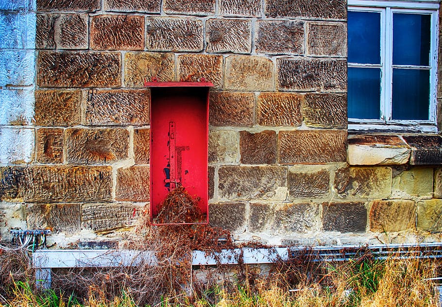box, fire extinguisher, signal box, old, red, defect, historic preservation HD wallpaper