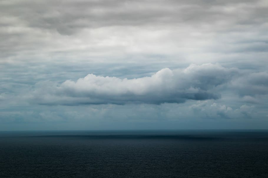 body of water and clouds during daytime, white and blue cloudy clouds, HD wallpaper