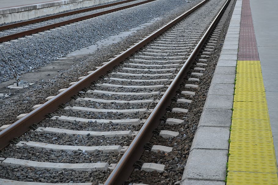 train, pathways, jerez de la frontera, platform, cadiz, rail transportation HD wallpaper