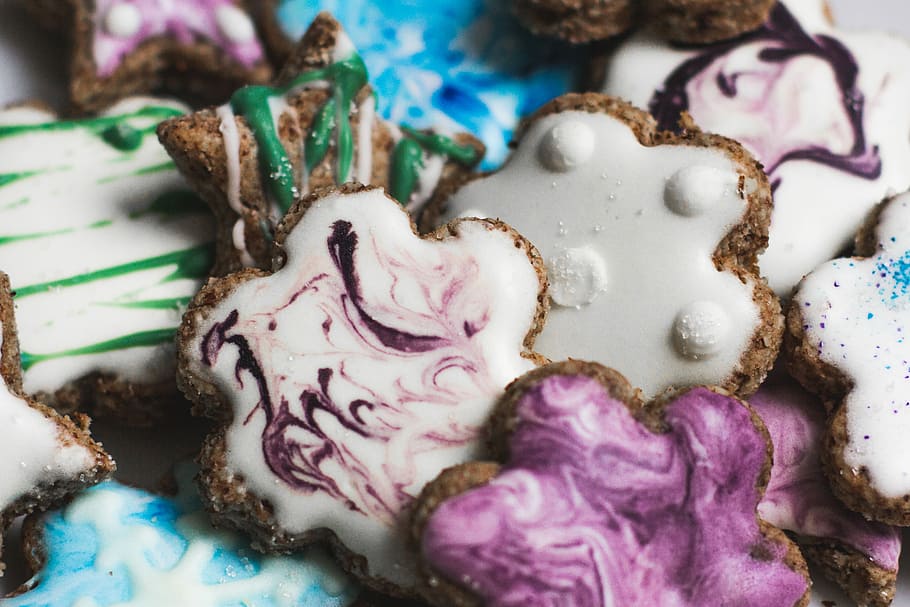purple and white icing covered cookies, bunch of sweetened cookies HD wallpaper