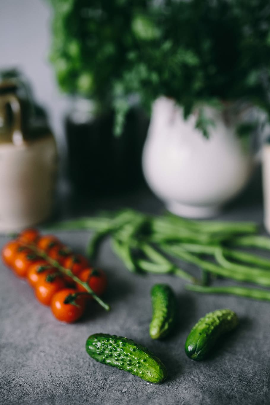 Parslel, cucumbers, green peas, and other greenery, vegetables HD wallpaper