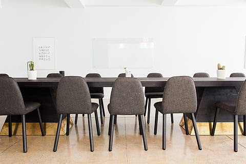 Conference room table, empty brown wooden table and chairs set HD wallpaper