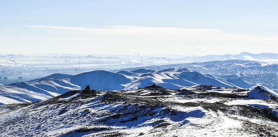 mountain, snow, winter, beyond, smoke, city, blue, cold, mountain range HD wallpaper