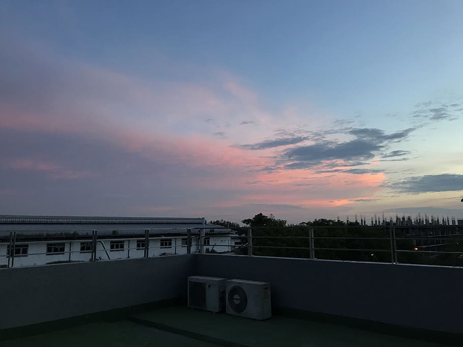 evening, on the building, light, sky, sunset, cloud - sky, water HD wallpaper