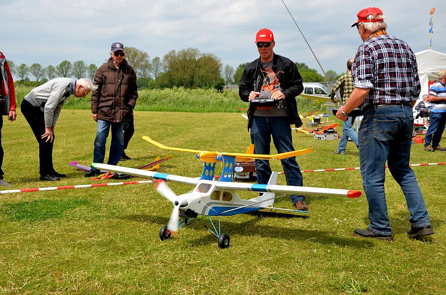 modelflying, nature, hobby, full length, group of people, men HD wallpaper