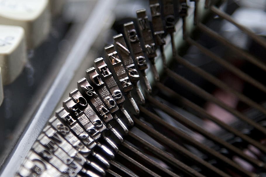 typewriter, types, macro, technology, close-up, machinery, selective focus HD wallpaper