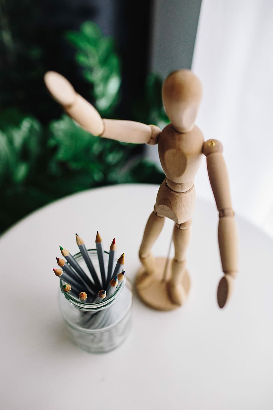 Artist Wooden Manikin Mannequin Sketching Lay Figure Drawing Model Aid  Human Figure Artist Draw Painting Model Mannequin Jointed Doll for Art  Drawing Human Figure : Amazon.in: Toys & Games